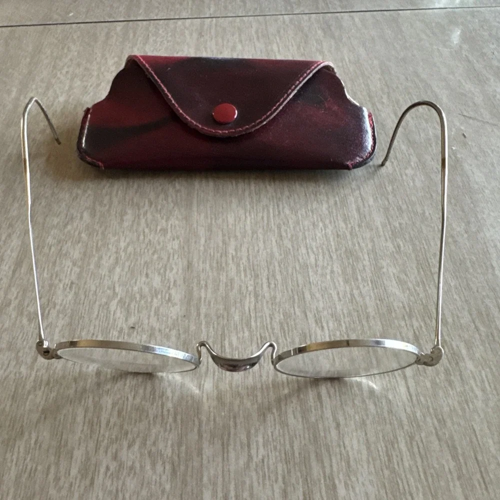 Antique Round Wire Rim Eyeglasses Cable Temple Spectacles Victorian Steampunk
